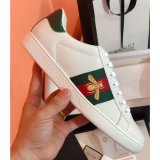 Gucci ACE sneaker with Bee