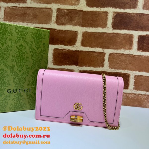 The Gucci Best Diana Replicas bag with bamboo 696817